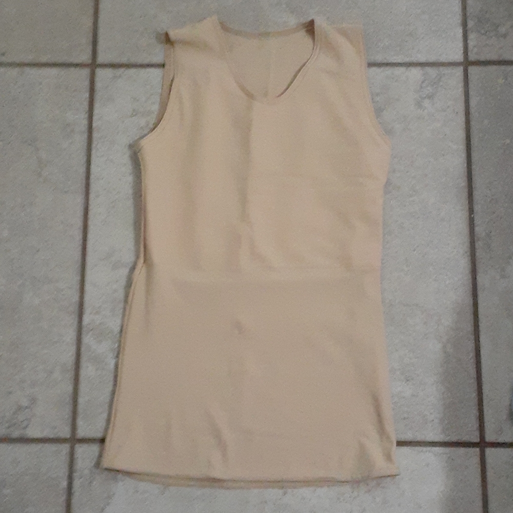 Gc2b nude 5 binder tank